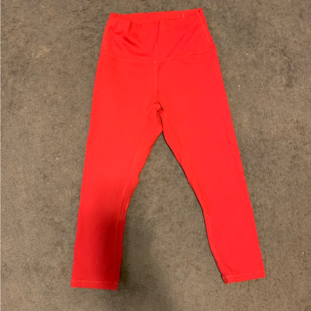 Red light n tight capris